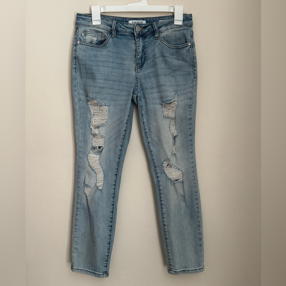 Judy Blue Boyfriend Fit Distressed Jeans Women’s Size 3/26 Light Wash JB8878